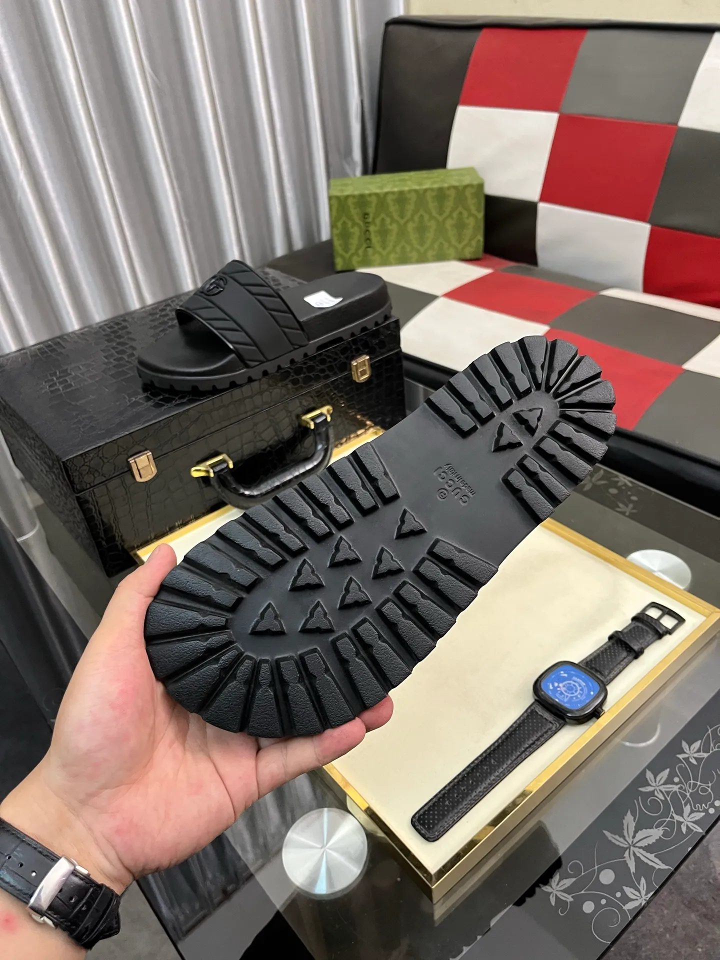 Men's men's shoes💰260⌚️⌚️ＧＵＣＣＩ.Gucci.Official website 1:1 popular slippers hot sale! Original original material 🩴 SIZE: 38-46 (45.46 non-refundable)